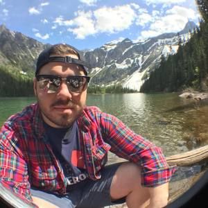 Meet your Posher, Aaron